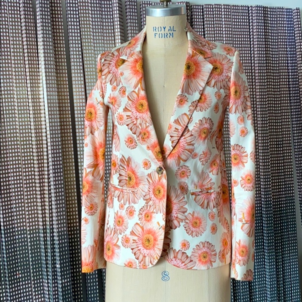 Daisy Printed Blazer from Rhié